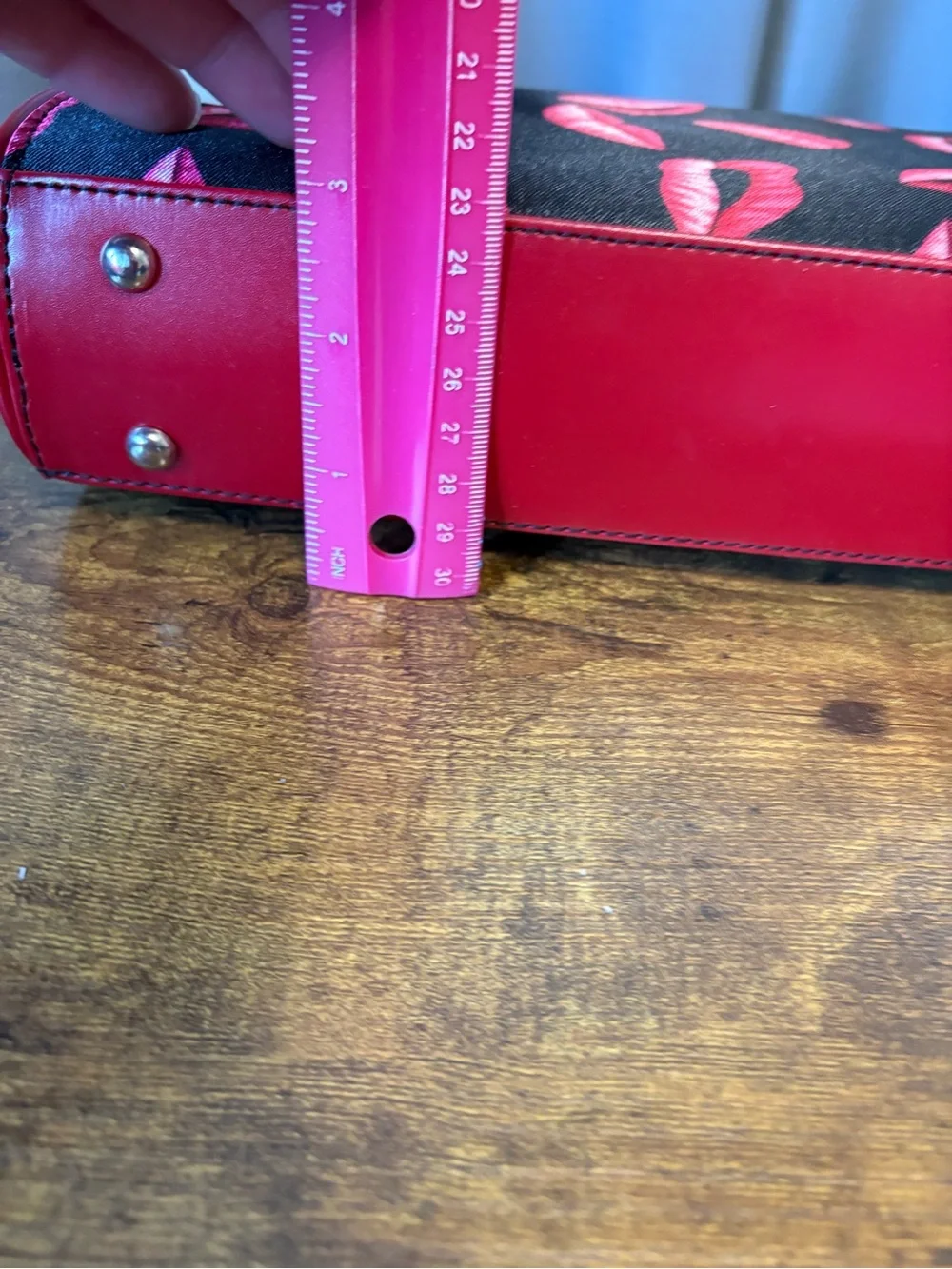 Y2K Adorable Red/Pink Kisses Shoulder Bag Black with Red Trim NEW!
